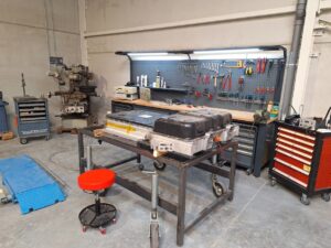 Voorbereiden EV voor brandtest